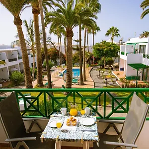Paradise Club Apartment